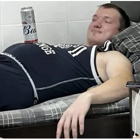 БПО — стикер для MAX