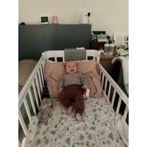 Эмир — стикер для MAX