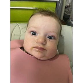 ярик — стикер для MAX
