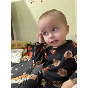 Дися — стикер для MAX