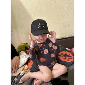 Дися — стикер для MAX