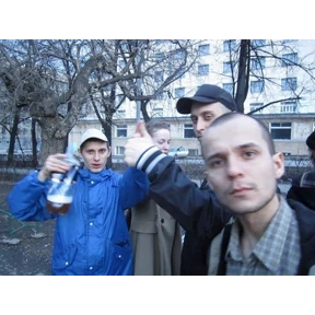 4 позиции Бруно — стикер для MAX