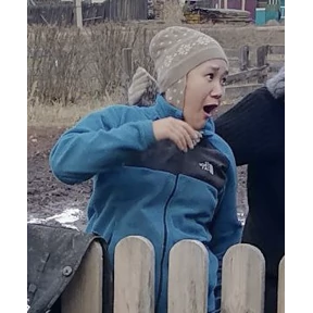 Мы — стикер для MAX