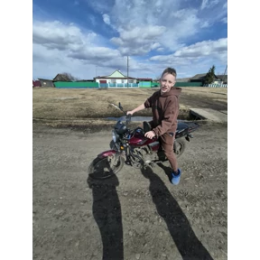 Мои — стикер для MAX