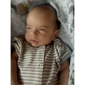 Эмир — стикер для MAX