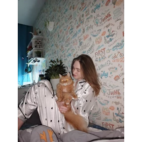 Я и моя муська — стикер для MAX