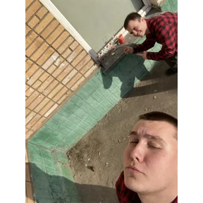 KB BRICHKA — стикер для MAX