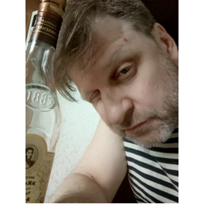Мы — стикер для MAX