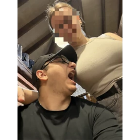 Мы — стикер для MAX
