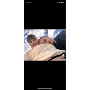 lovve — стикер для MAX