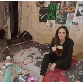 my2 — стикер для MAX