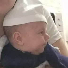 Сына — стикер для MAX