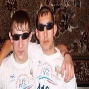 РОЖИ СМЕШНЫЕ — стикер для MAX