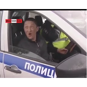 На все случаи 2 — стикер для MAX