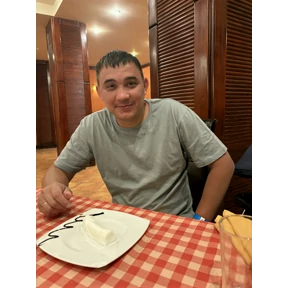 Аннаев — стикер для MAX
