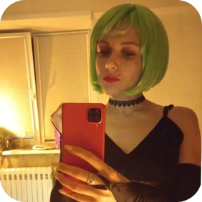 Mila — стикер для MAX