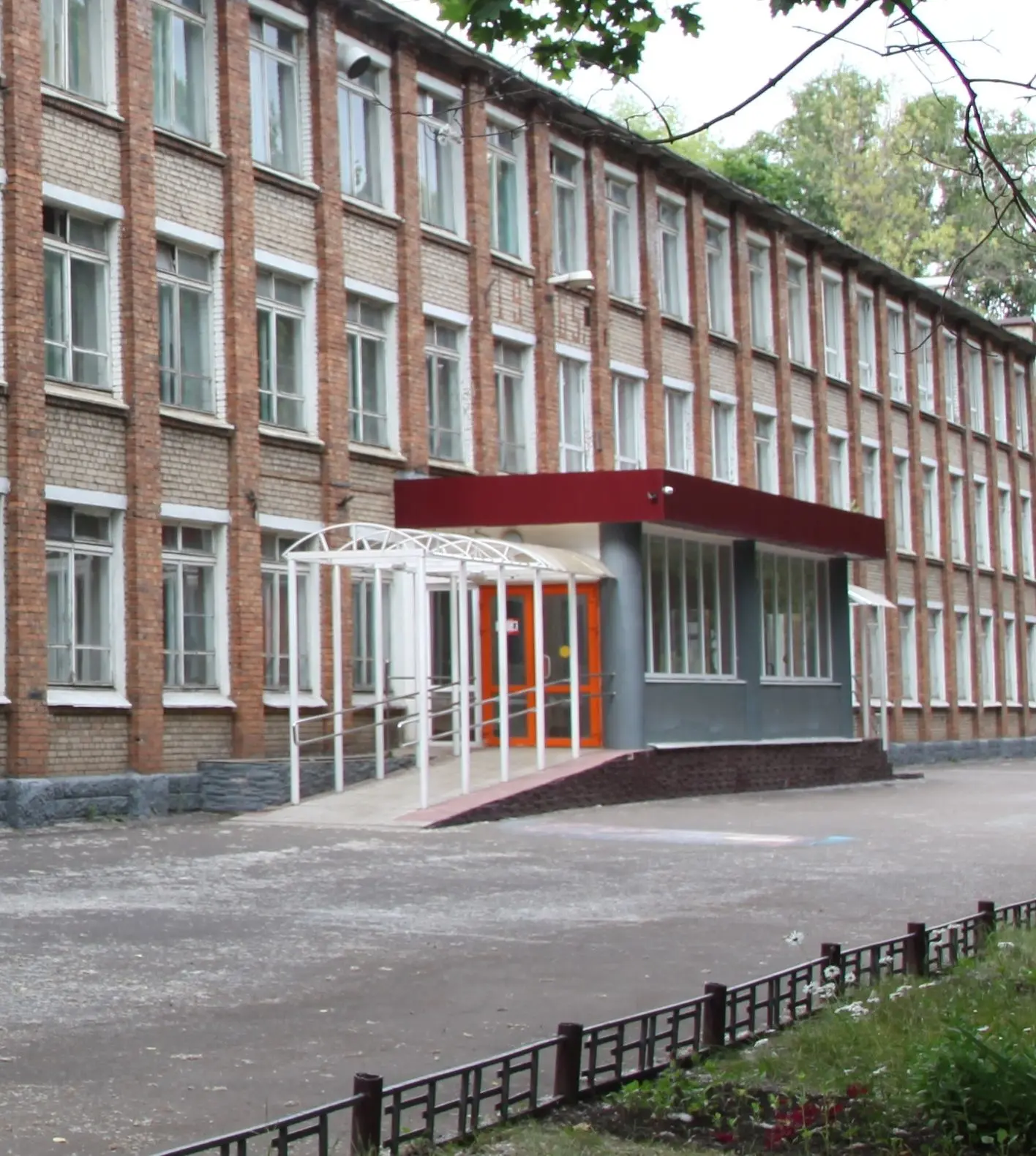 МБОУ СОШ №15 — канал в мессенджере MAX
