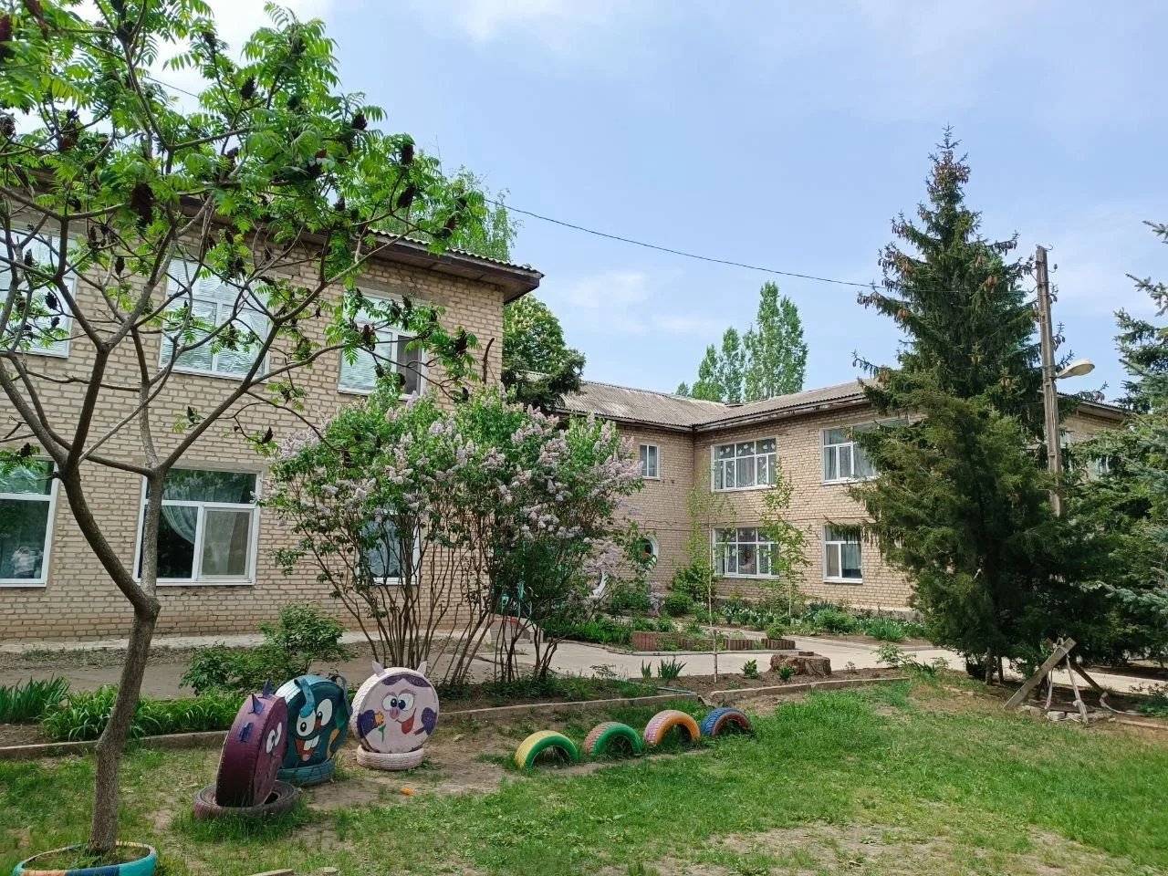 ГБДОУ ЛНР «Лутугинский я/с «Ласточка»