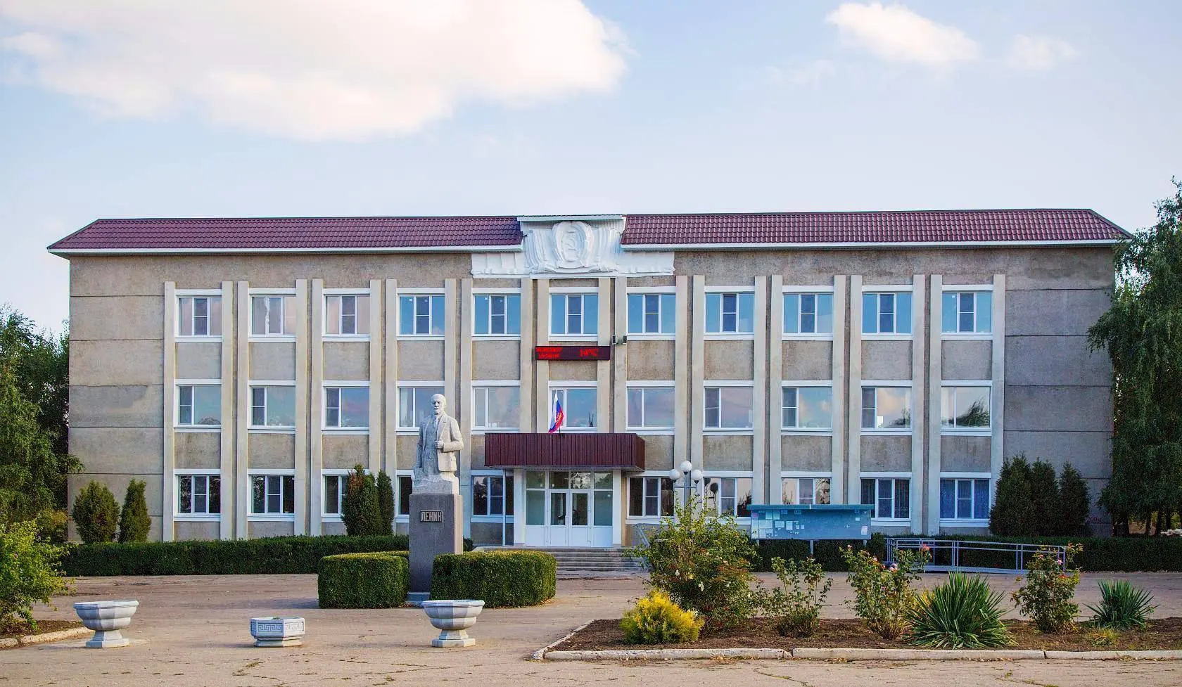 МКУК "ДК с. Высоцкого"