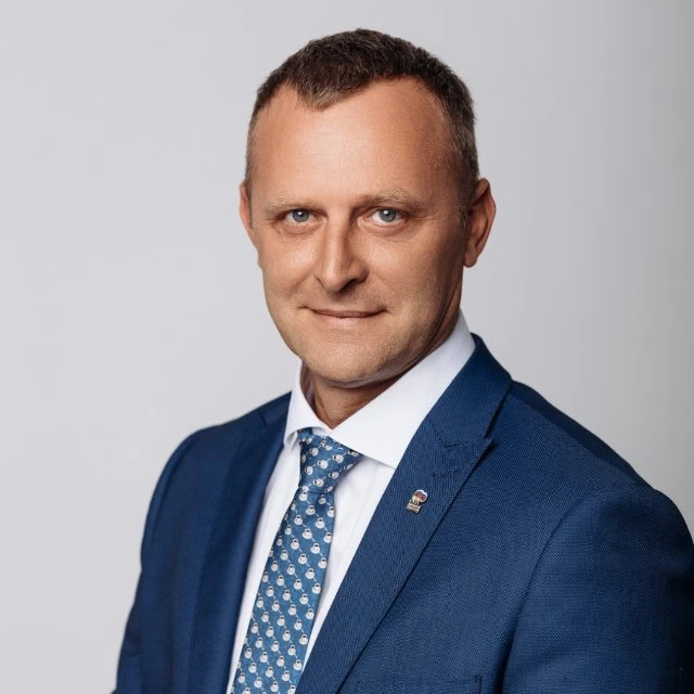 Долженко Алексей — канал в мессенджере MAX