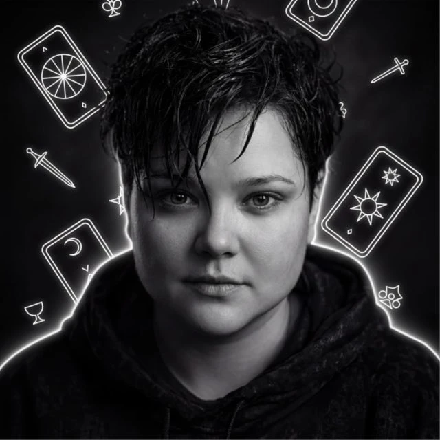 Евгения Север | Обучение Таро