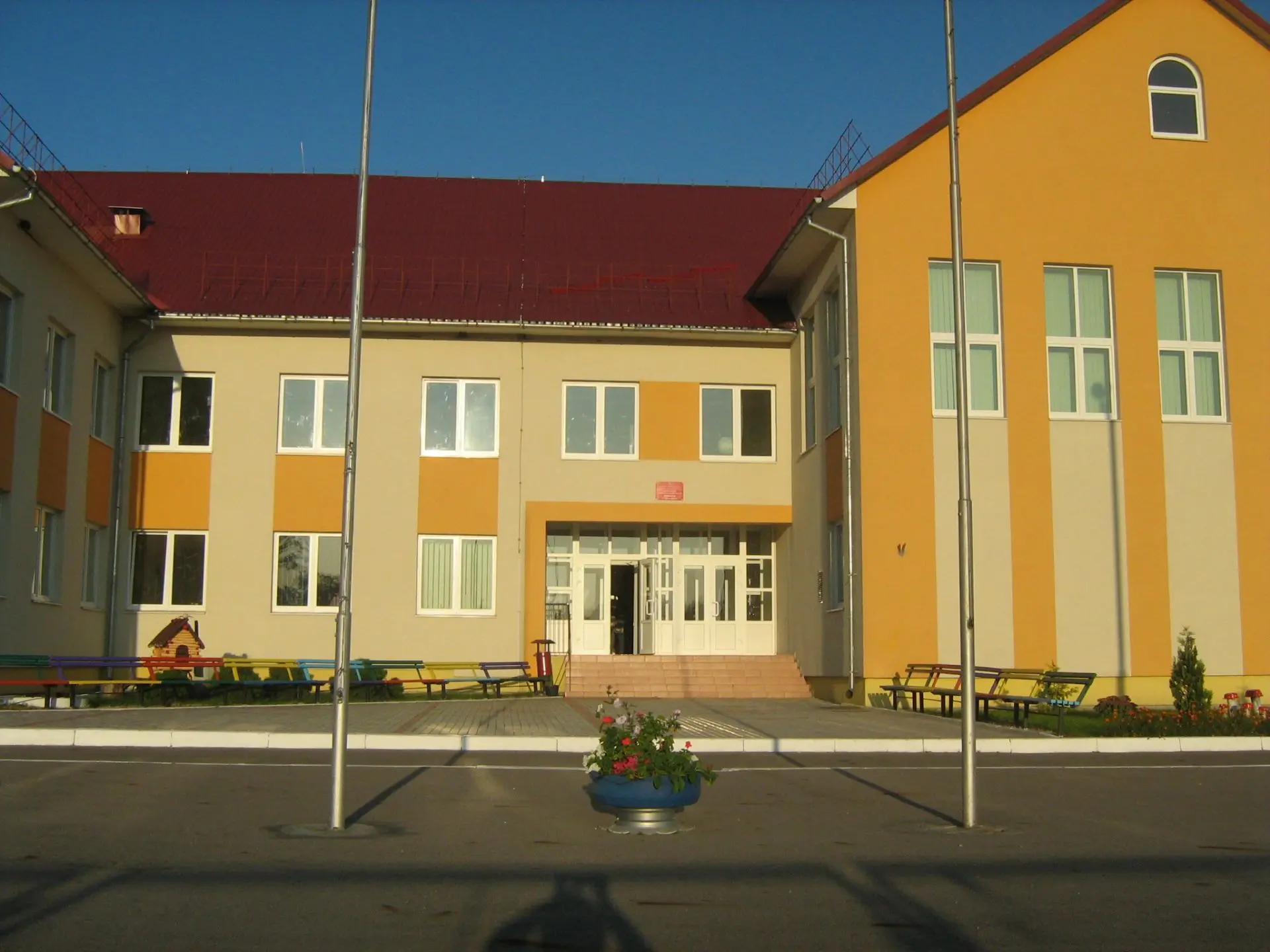 Школа п.Мельниково