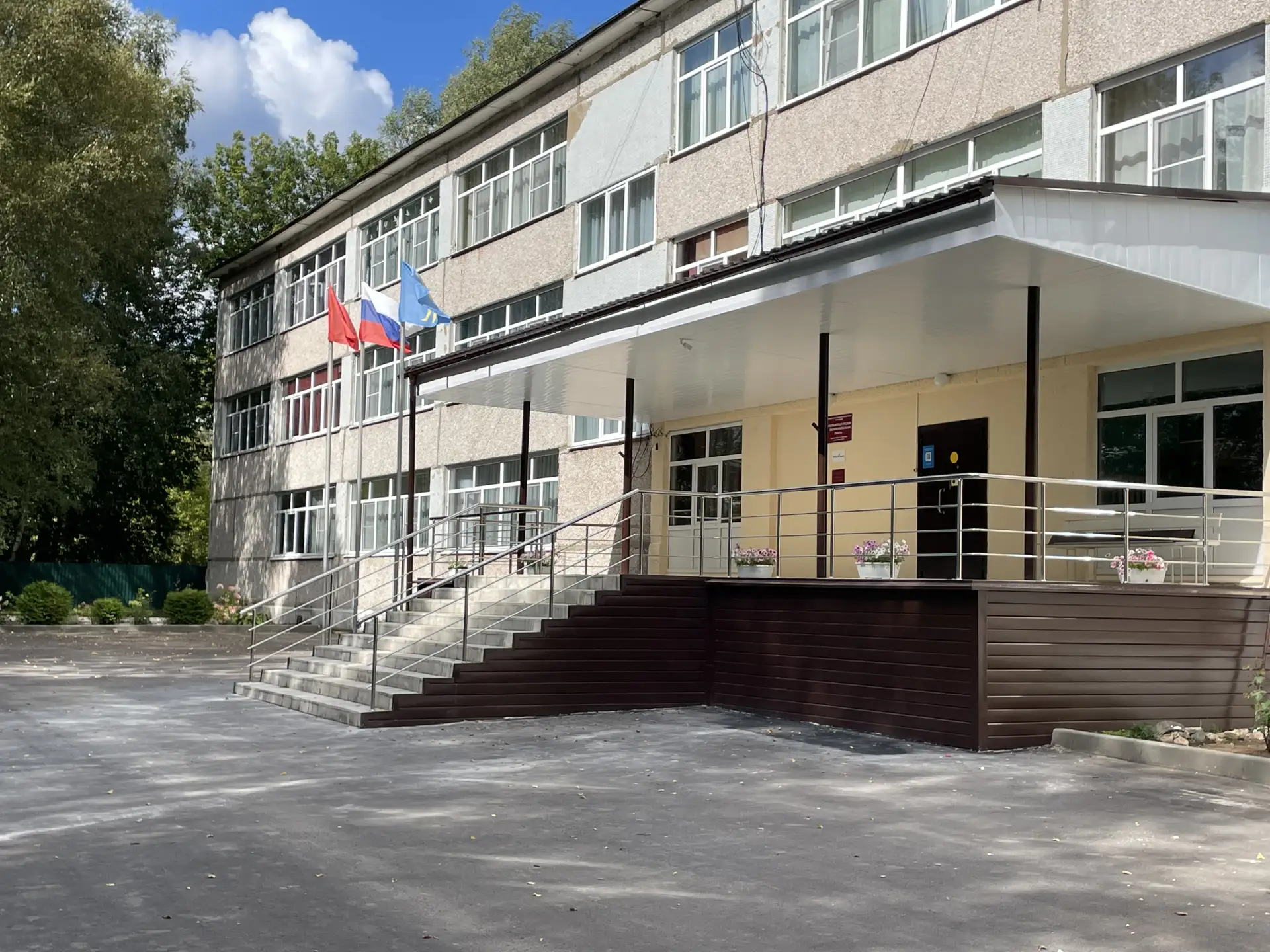 Ошейкинская школа, Лотошино