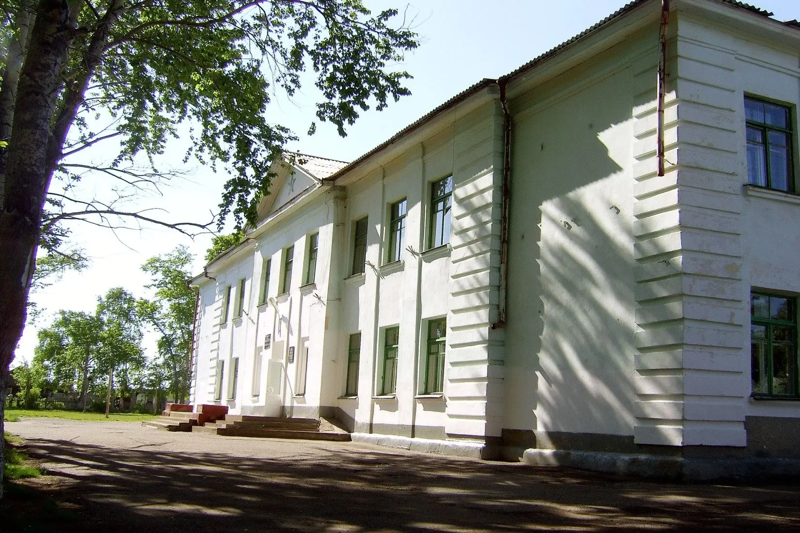 Школа №1 г. Николаевска-на-Амуре