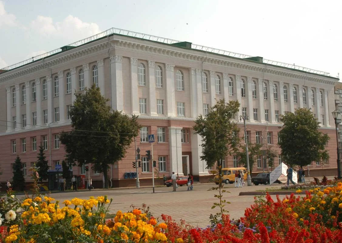 Дворец пионеров и школьников г. Курска