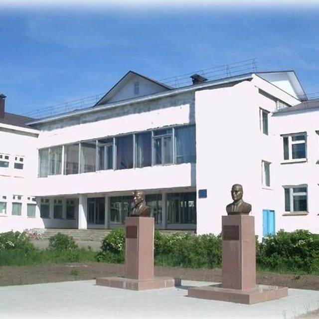 МОУ "Кокшамарская СОШ им.И.С.Ключникова-Палантая"