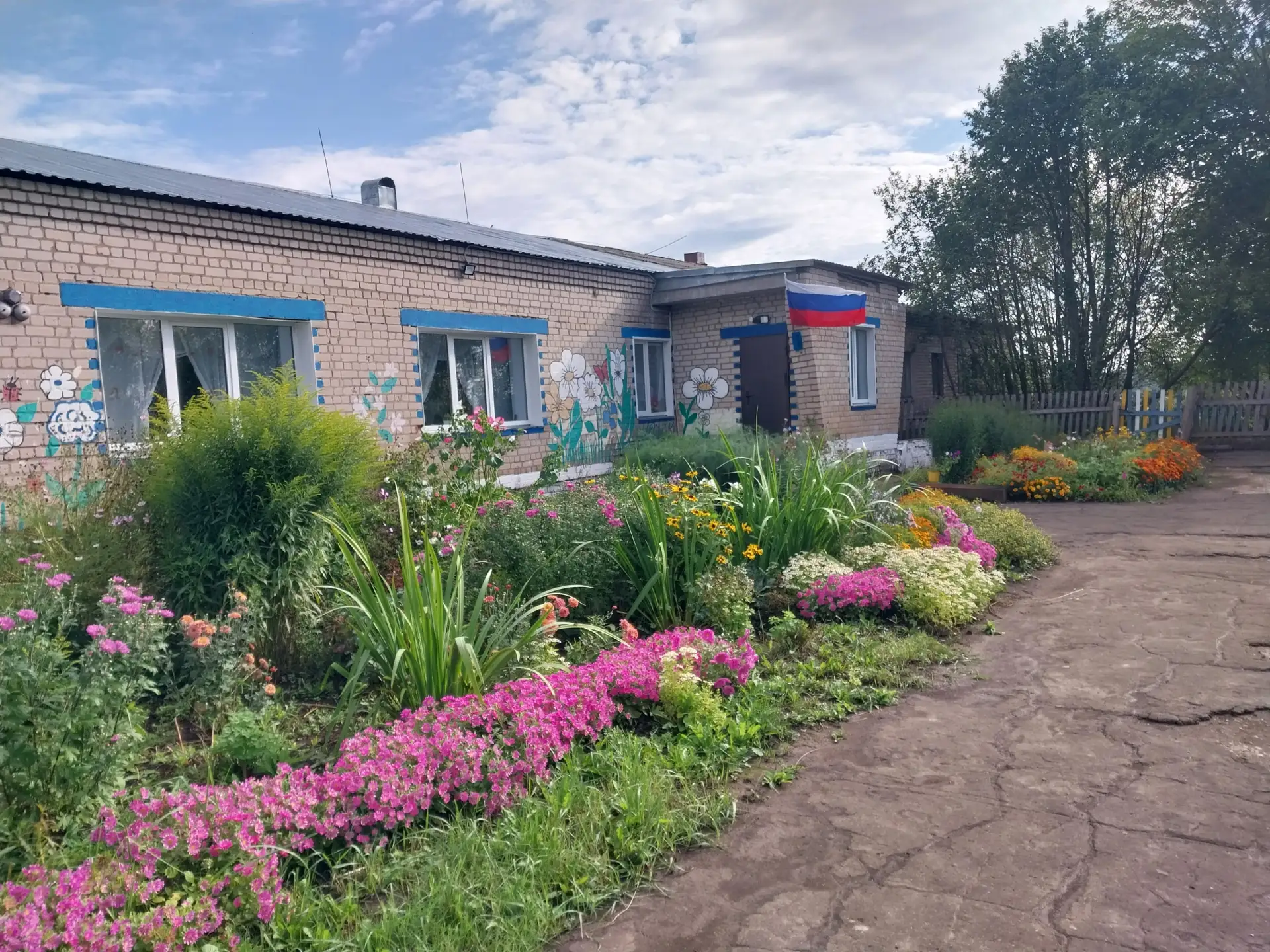 Детский сад "Родничок" д.Краснополье