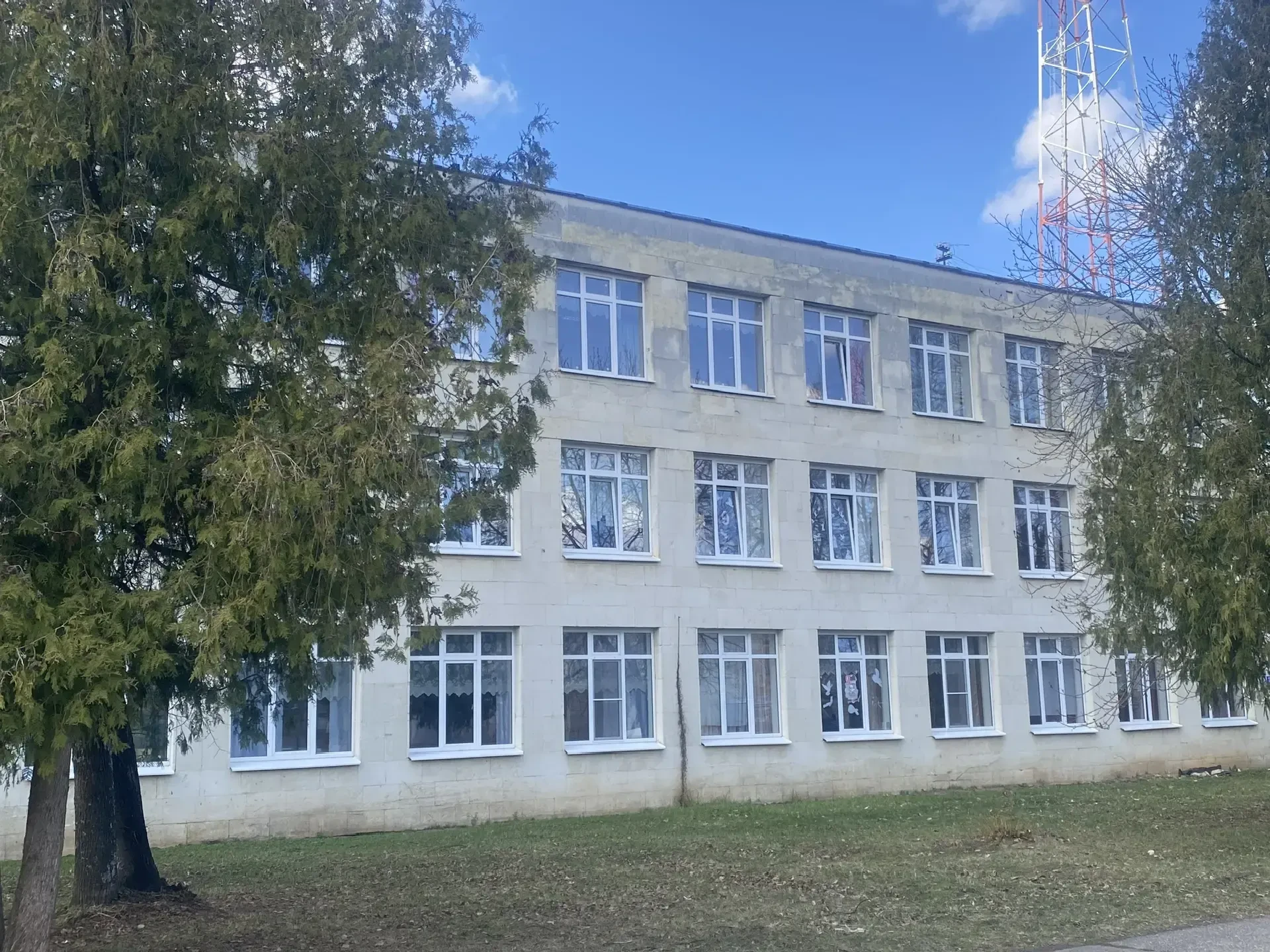 МБОУ СОШ им. М. И. Калинина