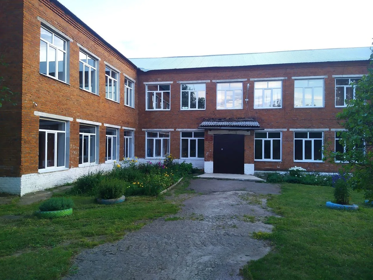 "Основная школа" г. Ясногорска (Тульская область, ОО)