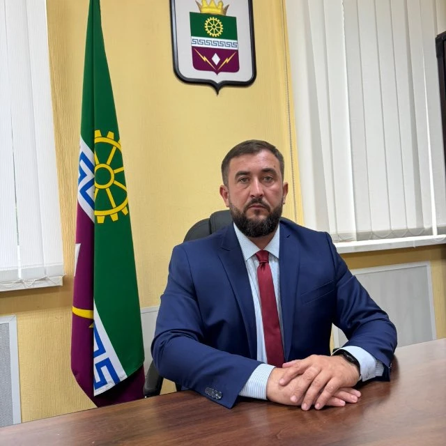 Блинов Дмитрий Олегович — канал в мессенджере MAX