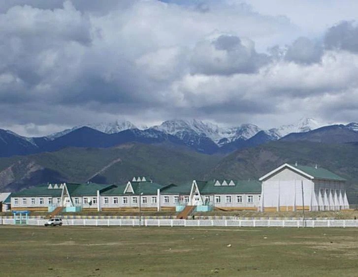 МБОУ "Улюнханская СОШ"