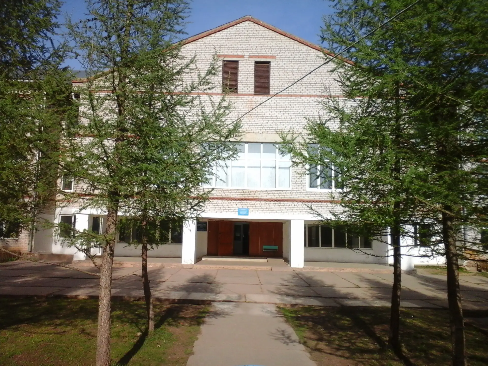 МБОУ "Юрлинская средняя школа им. Л. Барышева"