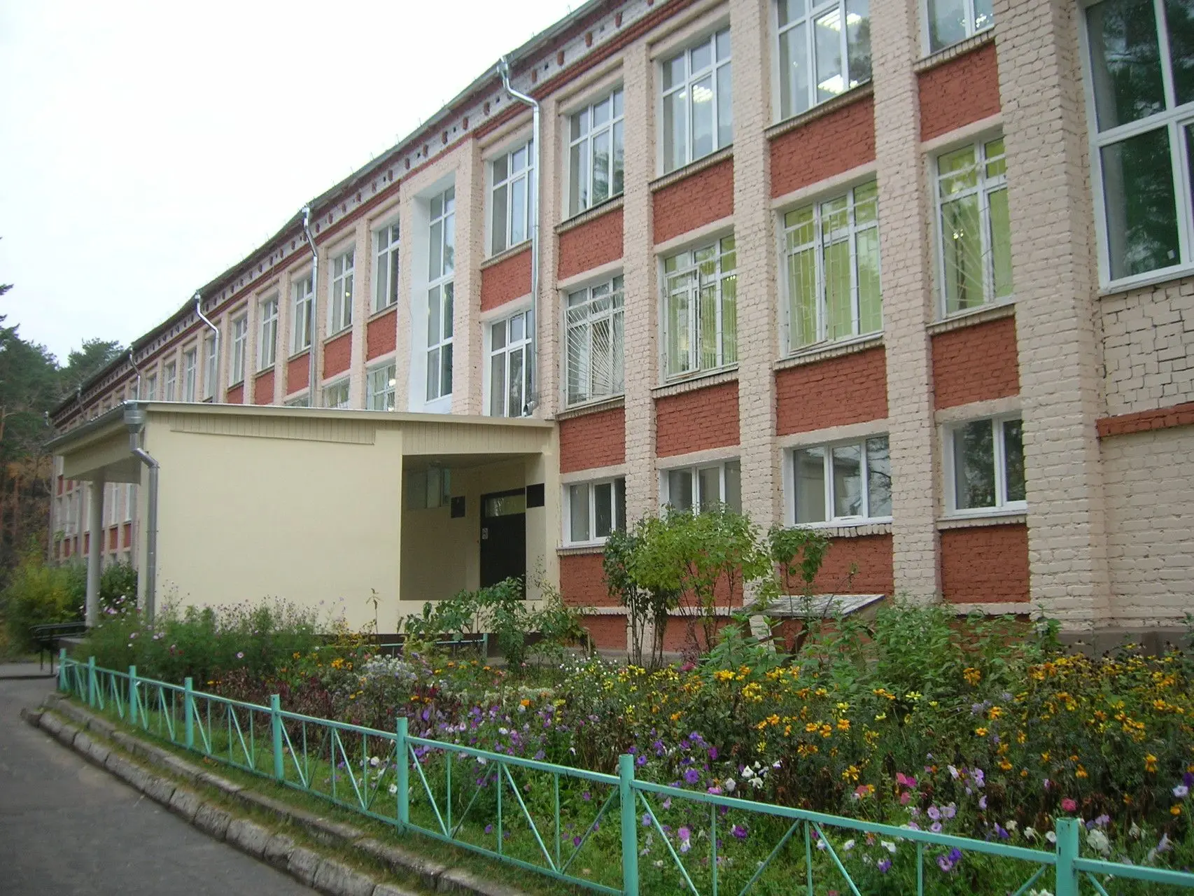 Средняя школа №151 Кировского района г.Казани