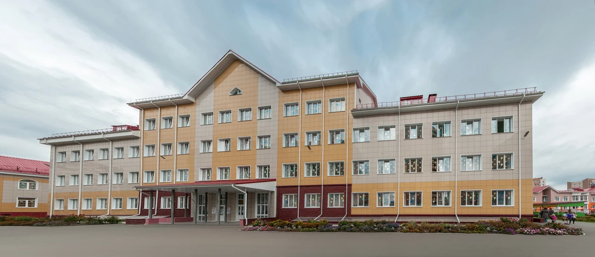 БОУ г. Омска "Средняя общеобразовательная школа № 7 имени Героя Советского Союза М.М. Кузьмина"