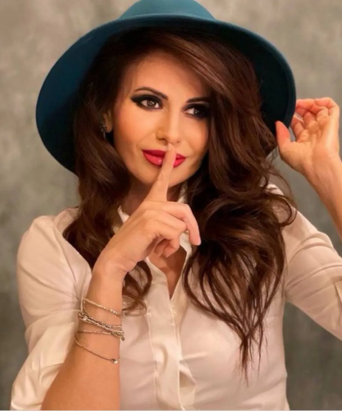 Ида Достман