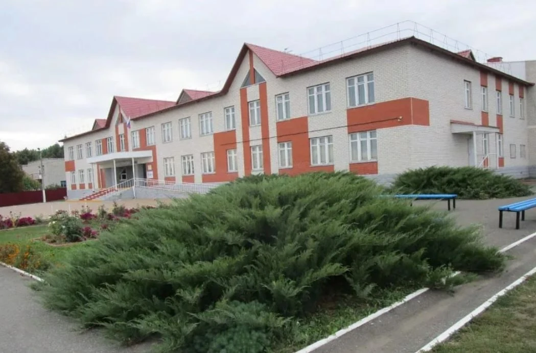 Коммунаровская СОШ Беловский район