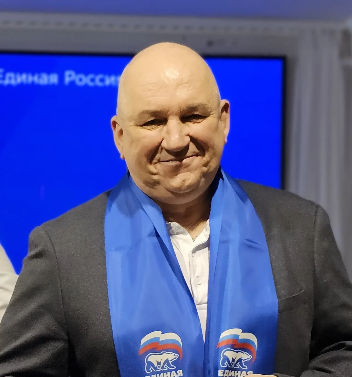 Виктор Елагин — канал в мессенджере MAX