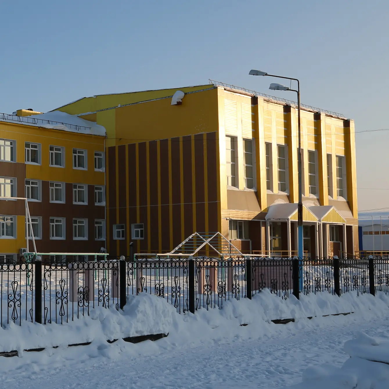 Первая школа п.г.т. Уренгой — канал в мессенджере MAX