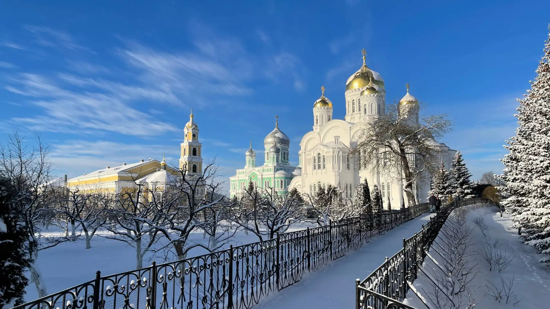 Дивное Дивеево. Путешествия в Дивеево из Москвы с комфортом, поездки из Дивеево по Серафимовым местам