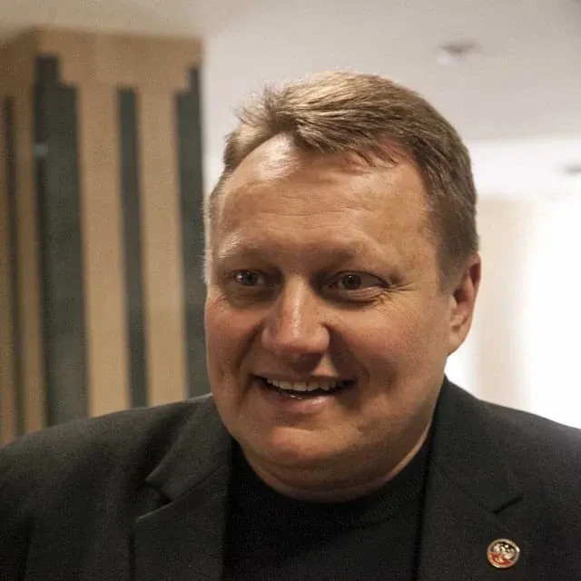 Левченко В.В. - руководитель Управы Киевского внутригородского района Администрации г о Донецк — канал в мессенджере MAX