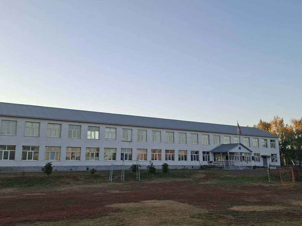 МОБУ Петровская СОШ имени Супонина Д. В.