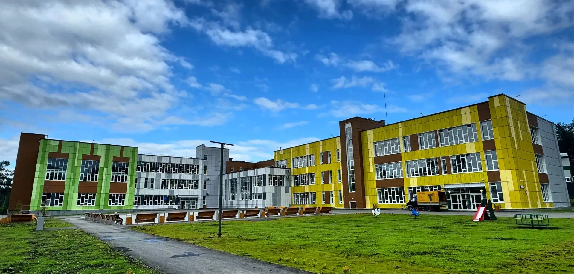 МАОУ "Средняя общеобразовательная школа №24" | Кедровое