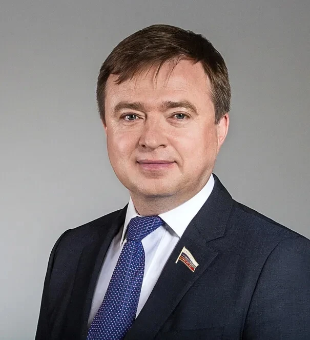 Максим Иванов