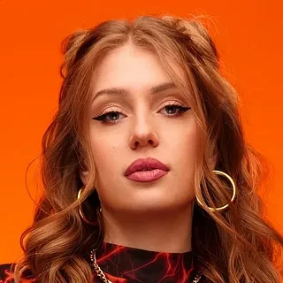 Дубкова Полина — канал в мессенджере MAX