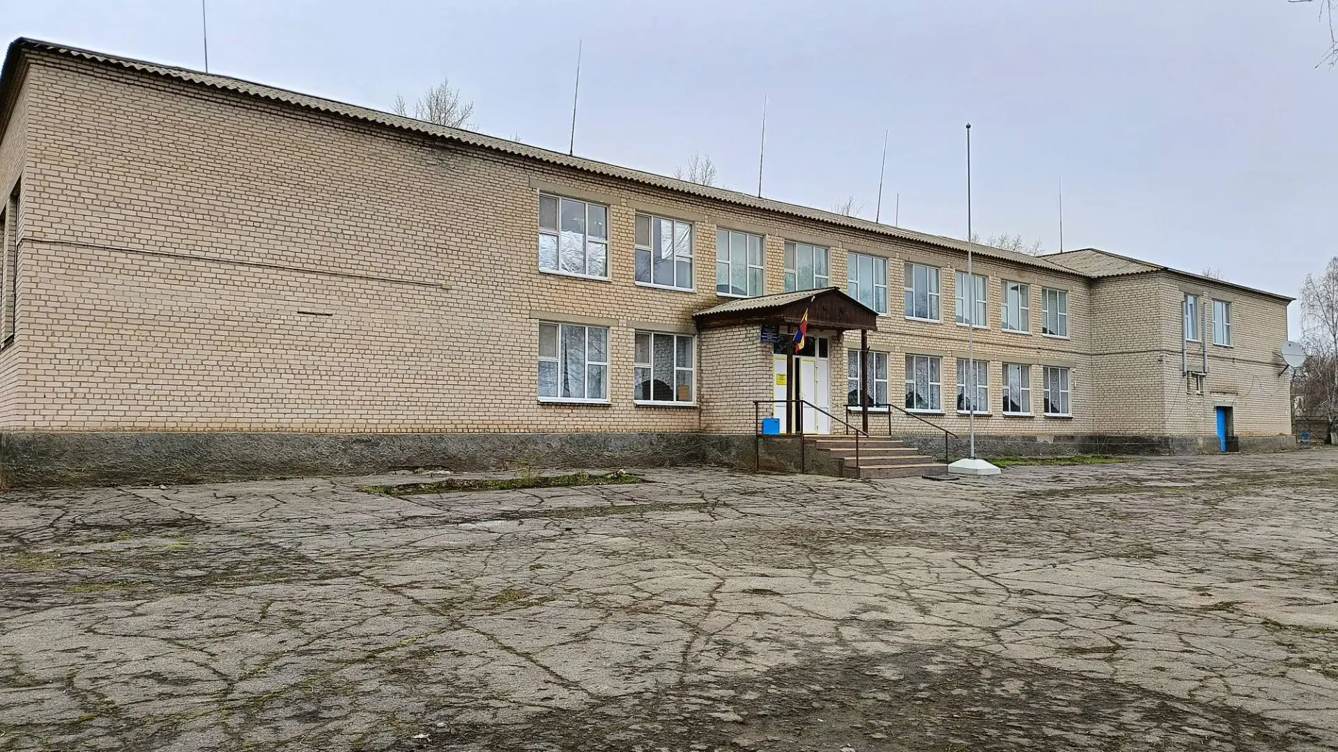 Новодмитриевская средняя школа