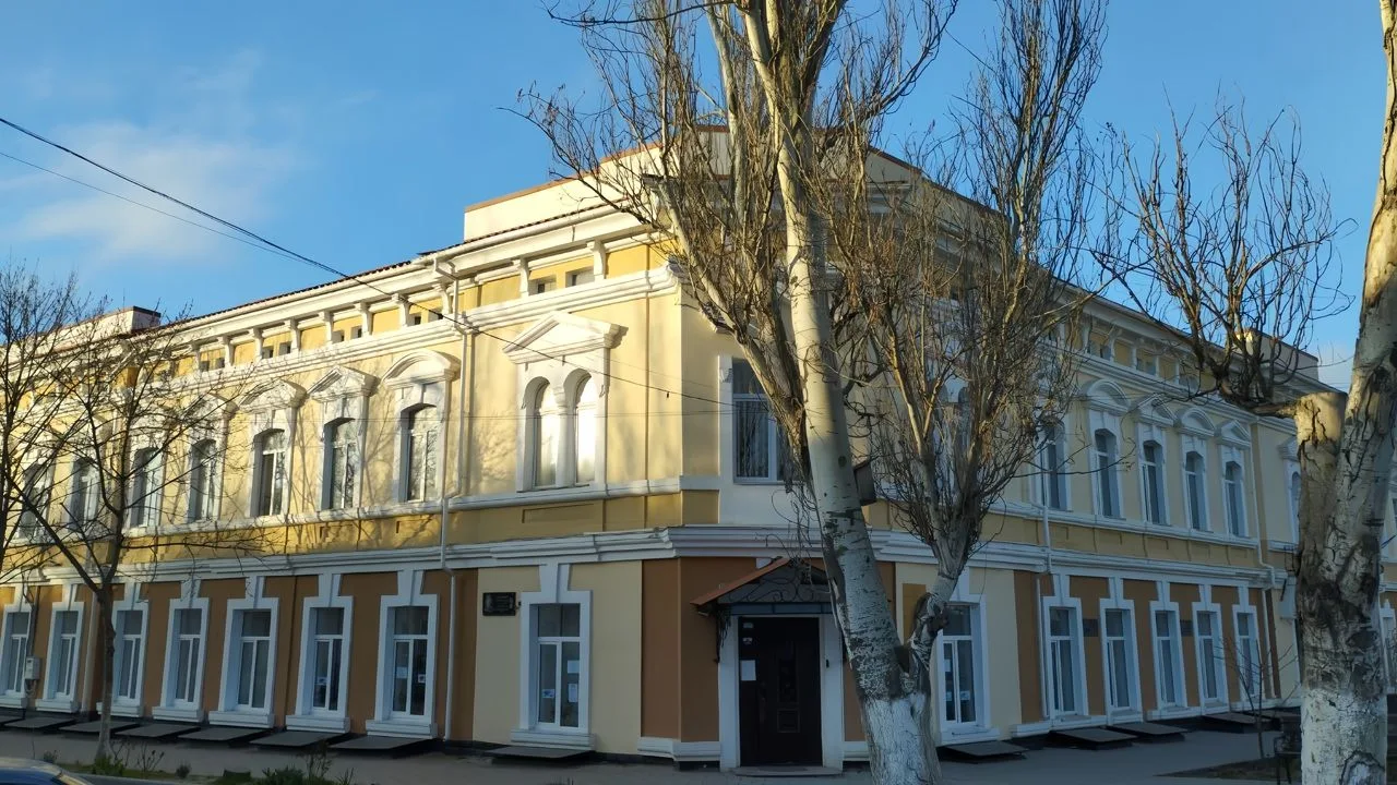 Муниципальное бюджетное общеобразовательное учреждение "Школа № 3 им. Ю.А.Гарнаева города Феодосии Республики Крым"